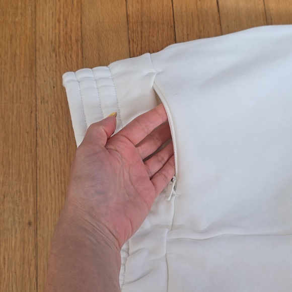 Nike Air Kids Standard Fit Taper Leg Regular Length Fleece White Jogger Size M - Picture 9 of 11